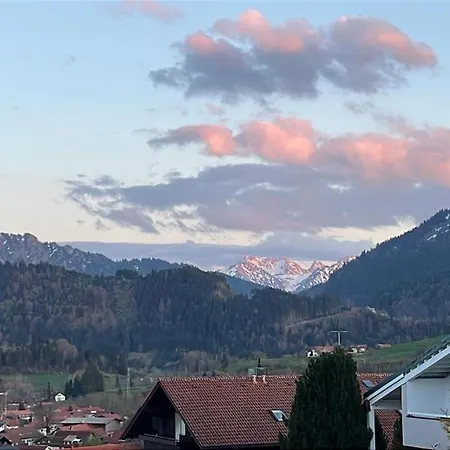 Bergblick I über Den Dächern Wertachs Apartment *